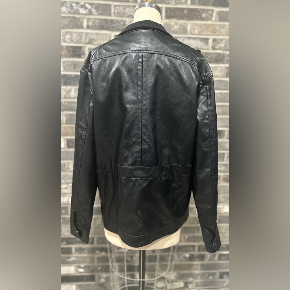 Black Motorcycle Style Jacket - image 3